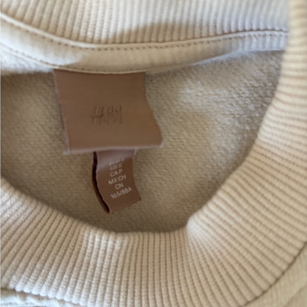 H&M Beige Ribbed Sweatshirt - Picture 2 of 2